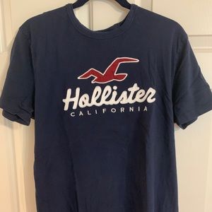 Hollister Graphic Tee